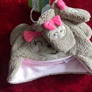 Baby hat & mittens